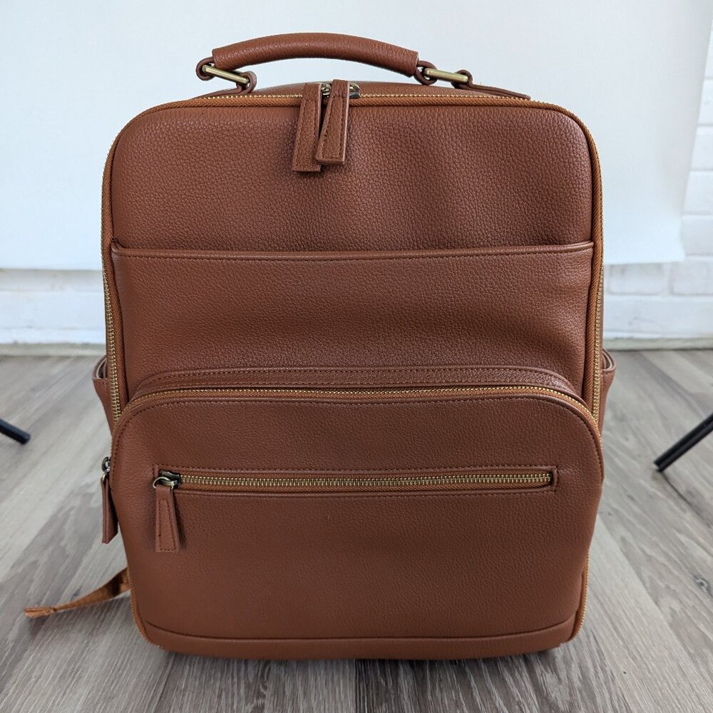 Kamrette Lyra leather camera backpack